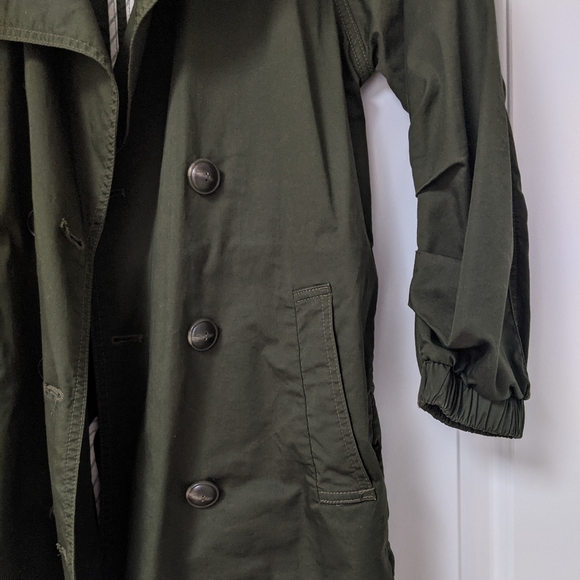 Like New CAbi Expedition Deep Olive Green Jacket, XS - Picture 8 of 16